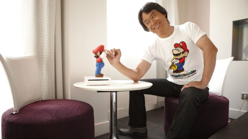 Shigeru Miyamoto sonriendo